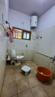 bathrooms 2