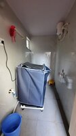 bathrooms 5