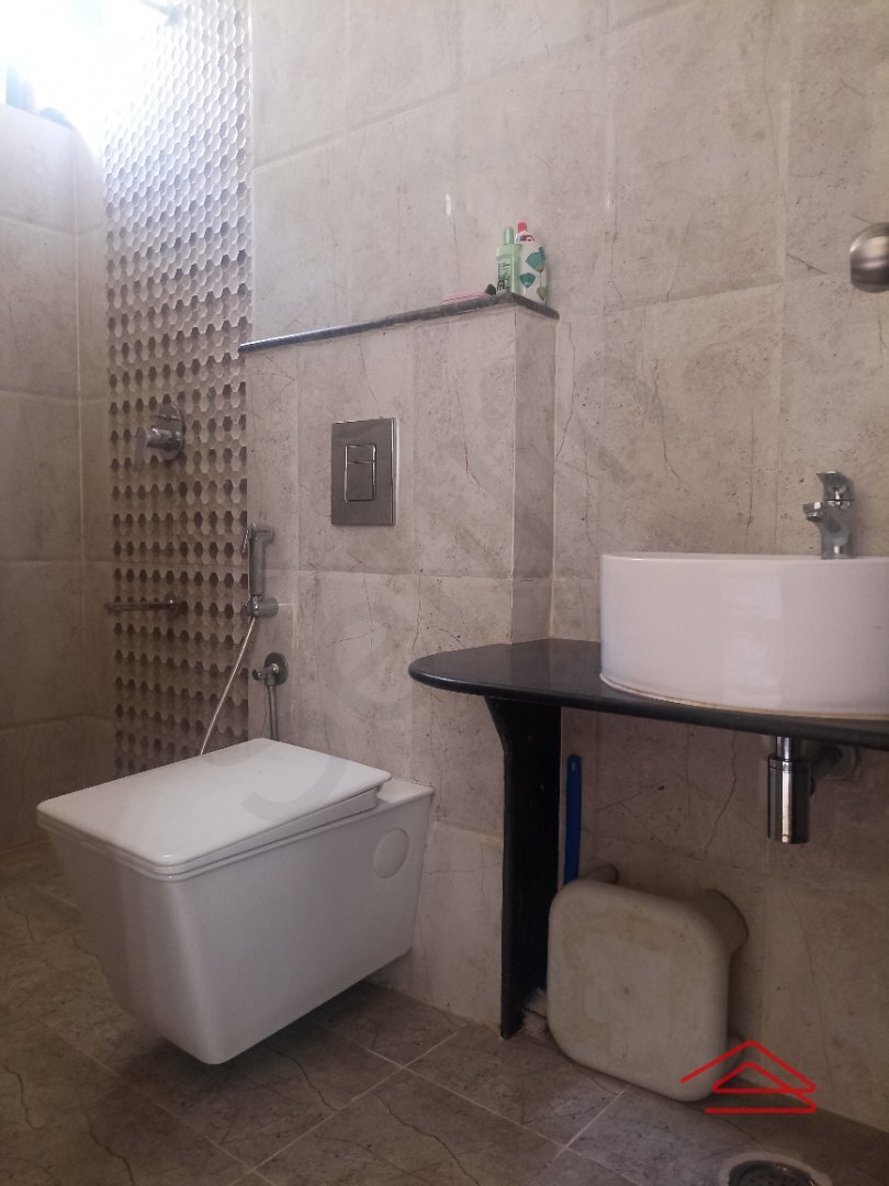 Bathroom 4