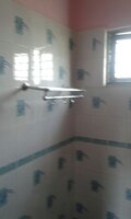 bathrooms 1