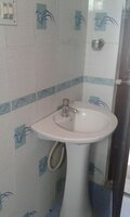 bathrooms 1