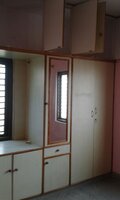 bedrooms 1