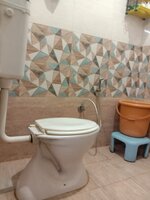 Sub Unit : bathrooms 1