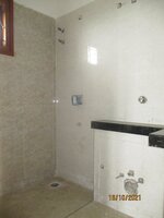 Sub Unit : bathrooms 1