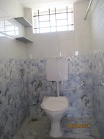 Sub Unit : bathrooms 1