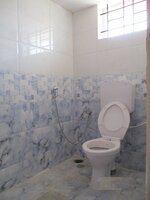Sub Unit : bathrooms 2