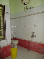 Sub Unit : bathrooms 1