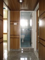 Sub Unit : bathrooms 2