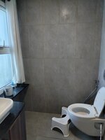 Servant Bathroom 1
