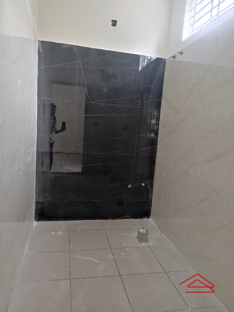 Bathroom 4
