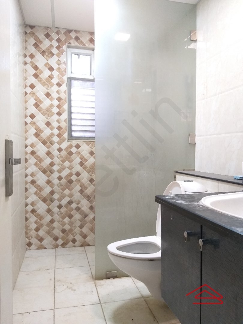 Bathroom 2