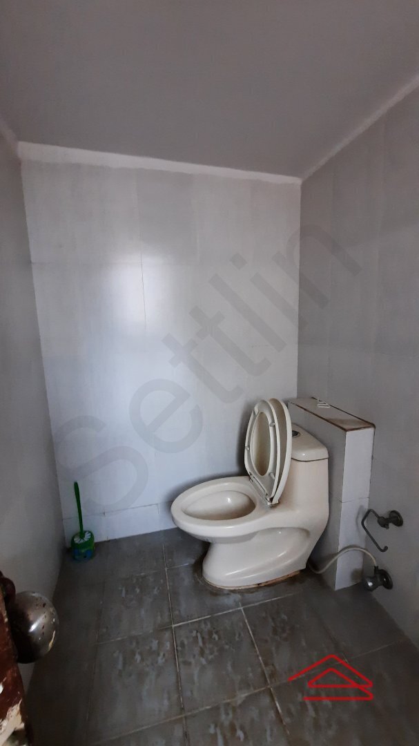 Bathroom 4