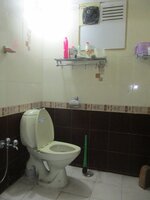 Sub Unit : bathrooms 3