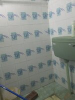 Sub Unit : bathrooms 4