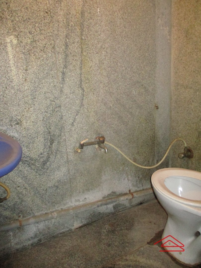 Sub Unit : bathrooms 3
