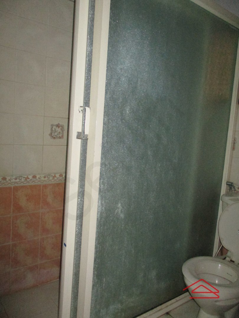 Bathroom 4