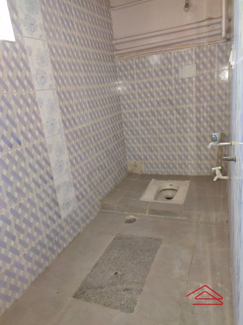 Sub Unit : bathrooms 1