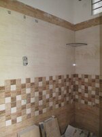 Sub Unit : bathrooms 2