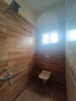 bathroom 4