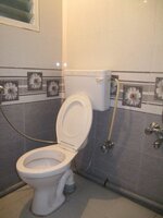Sub Unit : bathrooms 1