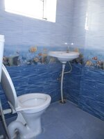 Sub Unit : bathrooms 2
