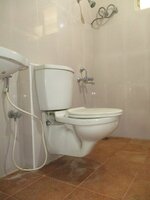 Sub Unit : bathrooms 3