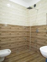 bathroom 4