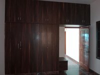 bedrooms 4
