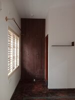 bedrooms 2