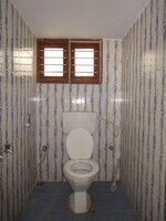 Sub Unit : bathrooms 1