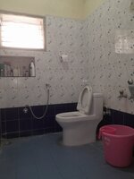 Sub Unit : bathrooms 2