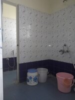 Sub Unit : bathrooms 1