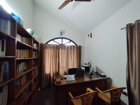 bedrooms 2
