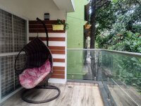 balconies 2