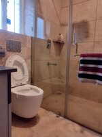 bathrooms 3