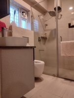 bathrooms 2