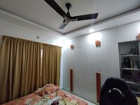 Sub Unit : bedrooms 1