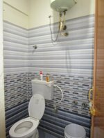 Sub Unit : bathrooms 1