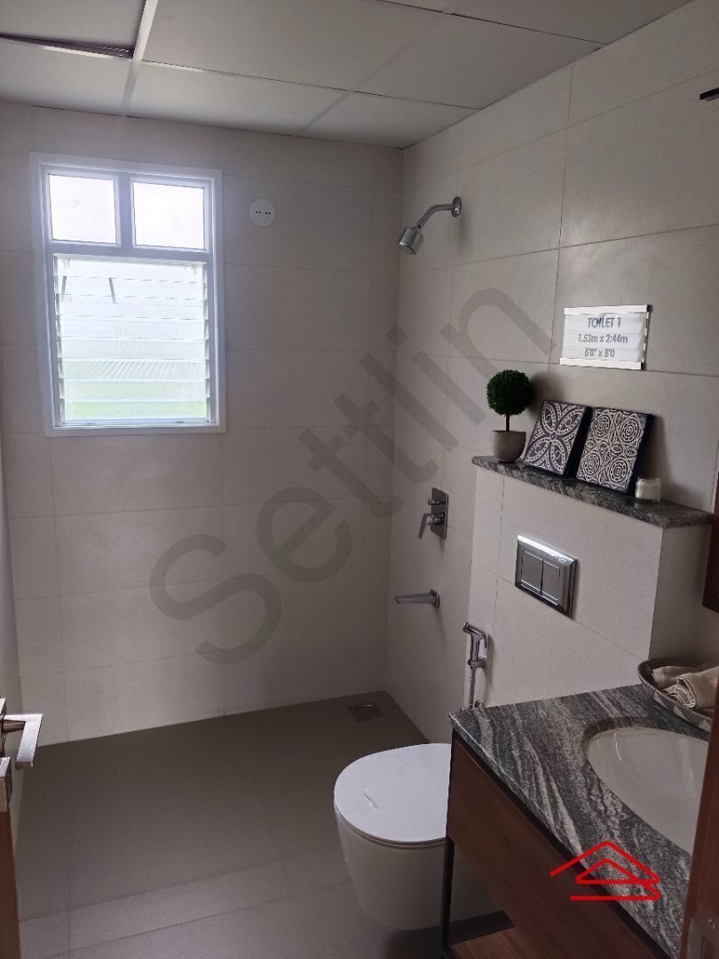 Bathroom 2