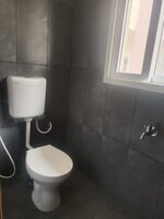 Servant Bathroom 1