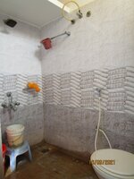Sub Unit : bathrooms 2