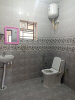 Sub Unit : bathrooms 1