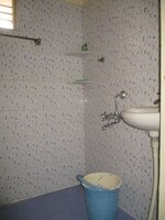 Sub Unit : bathrooms 3