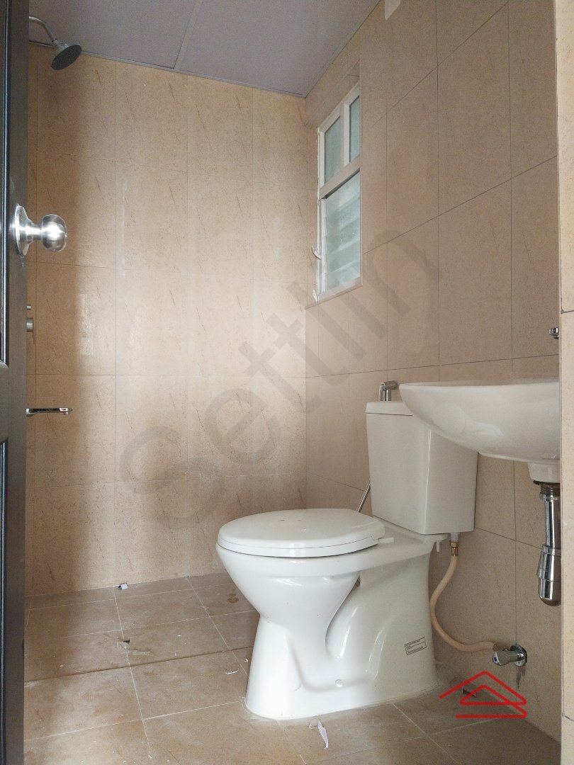 Bathroom 2