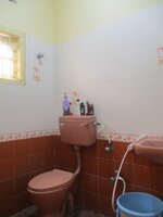 Sub Unit : bathrooms 1