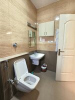 Sub Unit : bathrooms 2