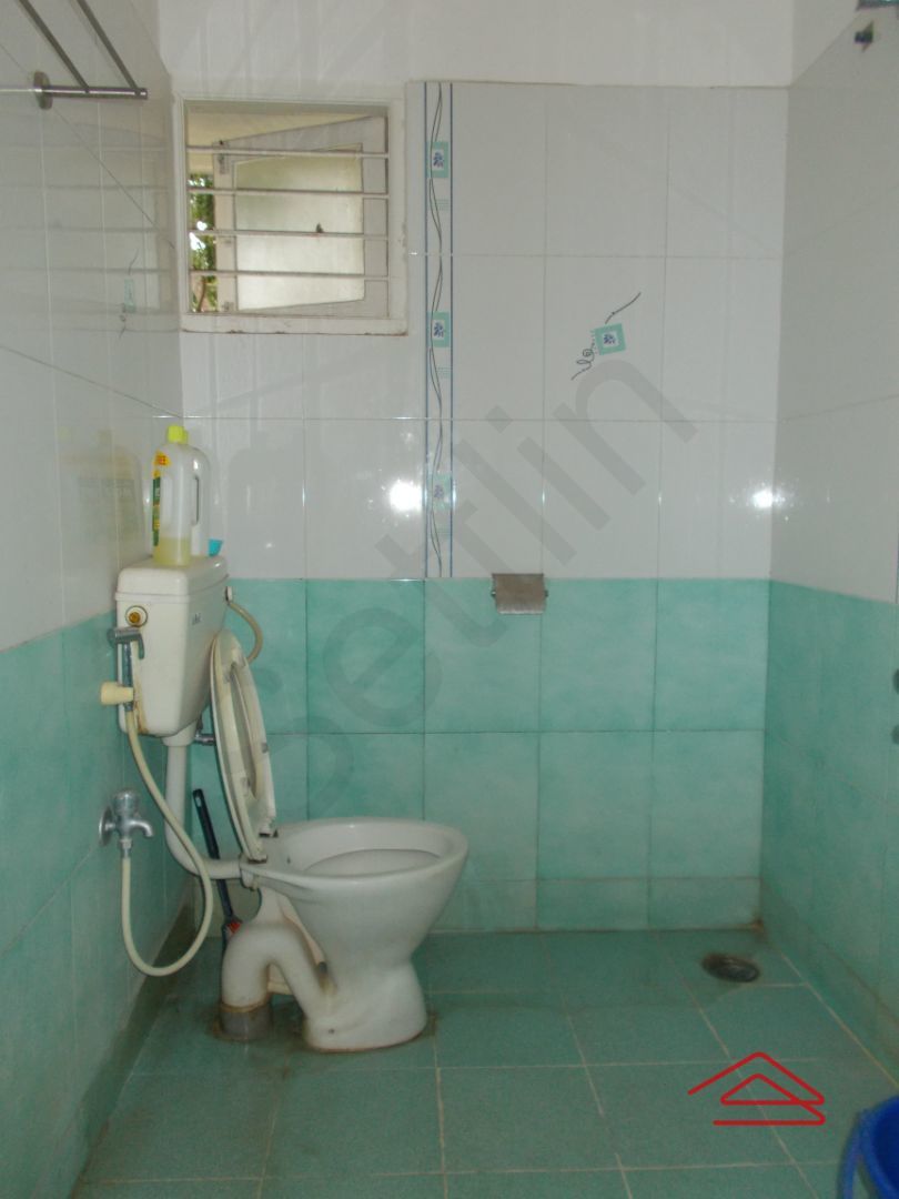 Bathroom 4