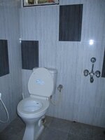 Sub Unit : bathrooms 1
