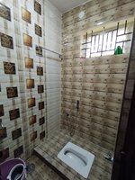 Sub Unit : bathrooms 1