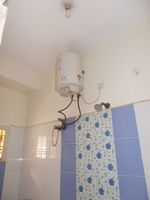 Sub Unit : Bathroom 2